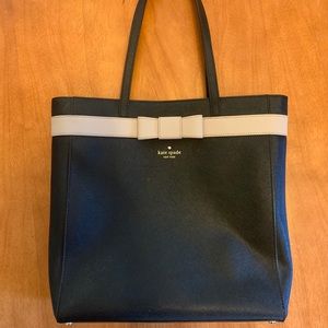 Kate Spade New York shoulder bag
